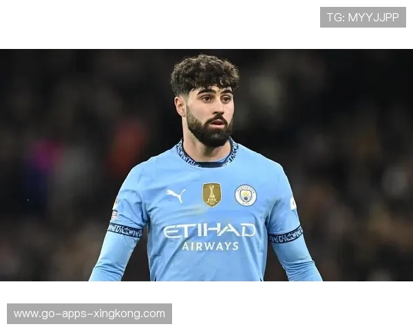 曼城格瓦迪奥尔远射破门振奋伊蒂哈德，红蓝战场再现巅峰对决